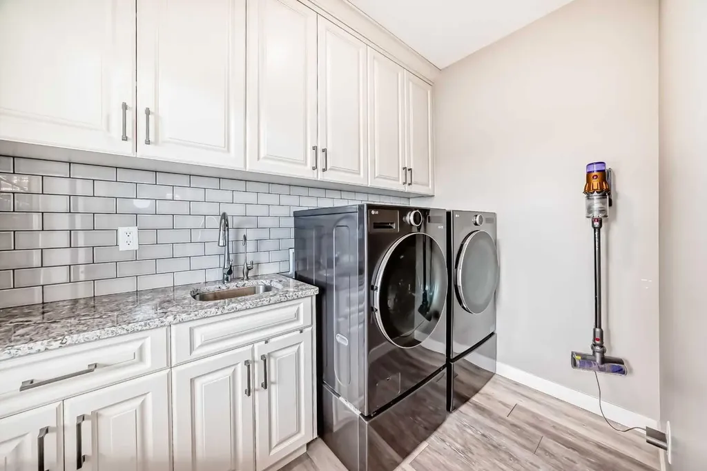 430062 Range Road 252 Rural Ponoka County AB T4J 1R1