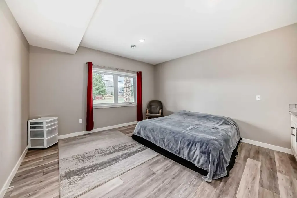 430062 Range Road 252 Rural Ponoka County AB T4J 1R1