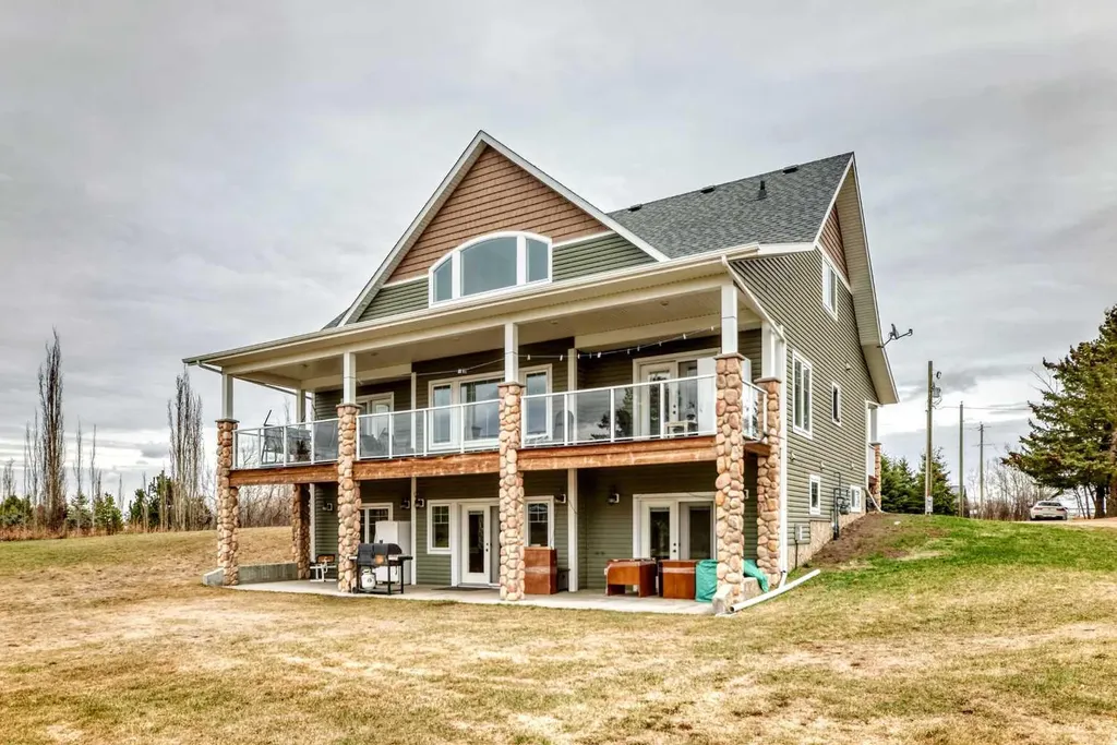430062 Range Road 252 Rural Ponoka County AB T4J 1R1