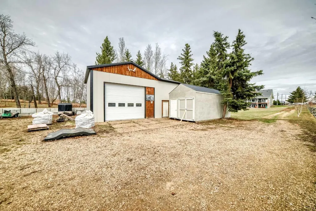 430062 Range Road 252 Rural Ponoka County AB T4J 1R1