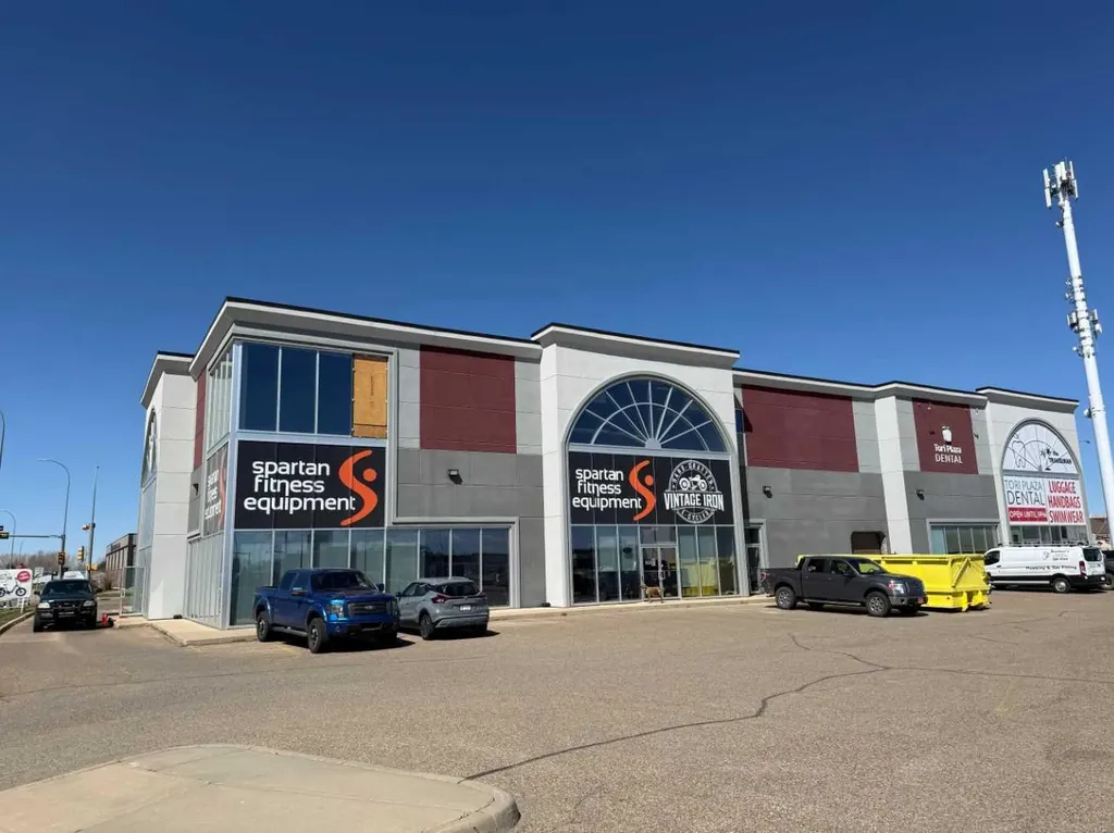 40 Strachan Court SE Medicine Hat AB T1B4R7