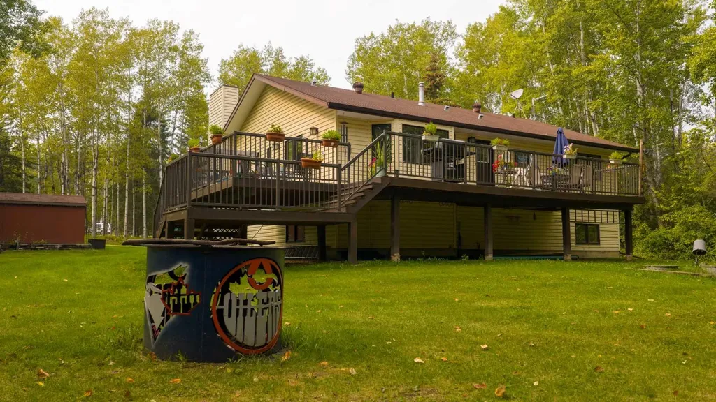 9 Athabaskan Acres Rural Athabasca County AB T9S 1B4