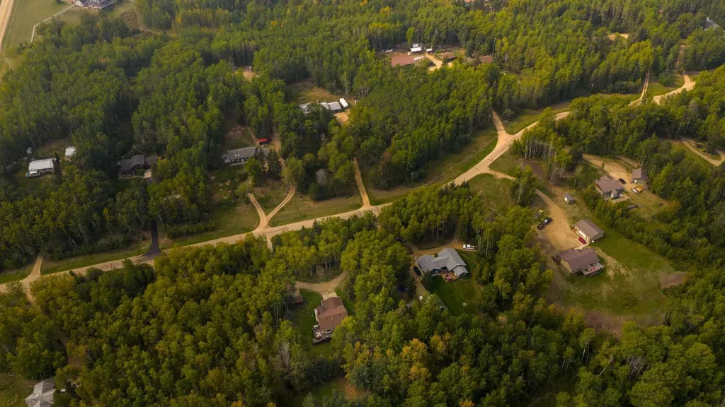 9 Athabaskan Acres Rural Athabasca County AB T9S 1B4