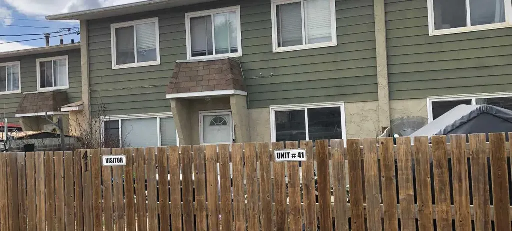 101 #41 Mill Street Hinton AB T7V 1T2