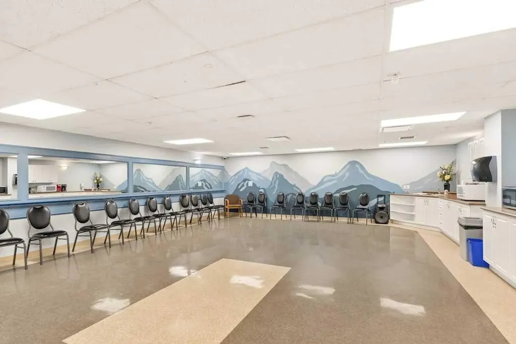 345 Rocky Vista Park NW Calgary AB T3G 5K6
