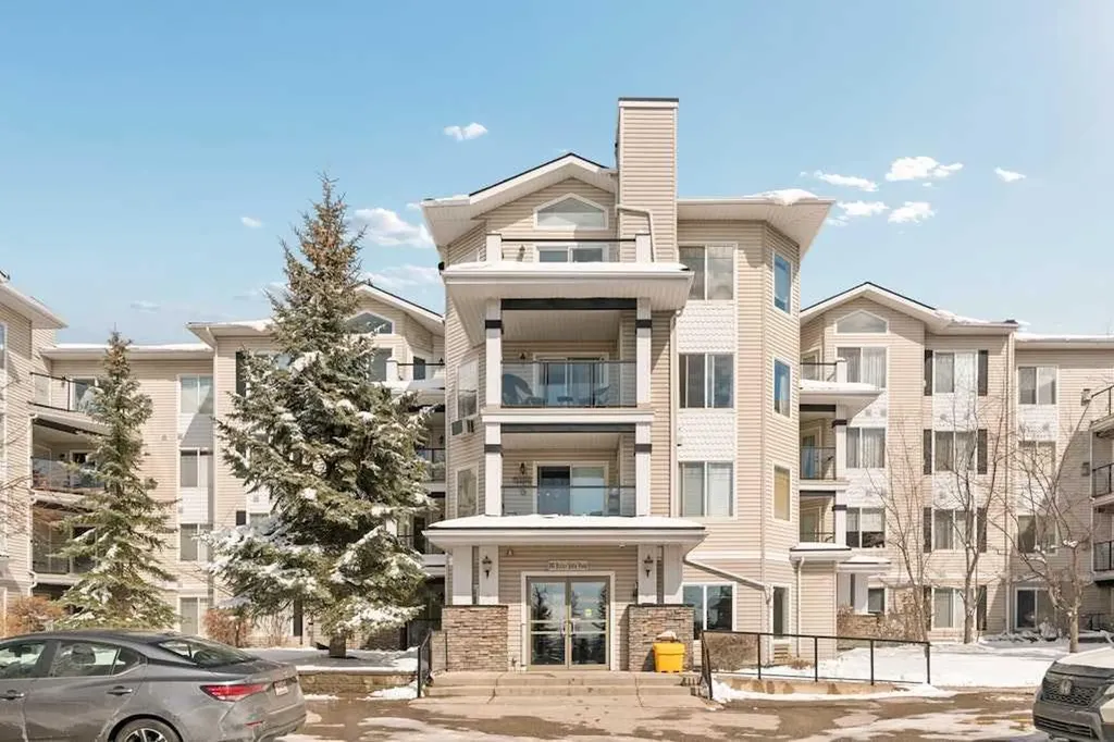 345 Rocky Vista Park NW Calgary AB T3G 5K6