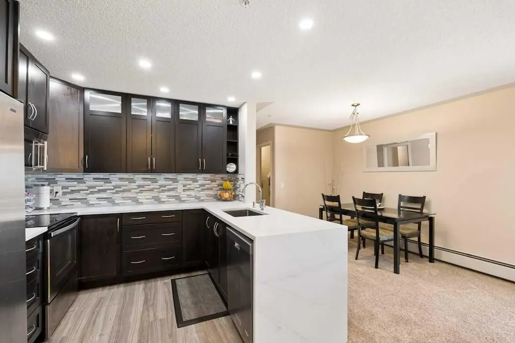345 Rocky Vista Park NW Calgary AB T3G 5K6