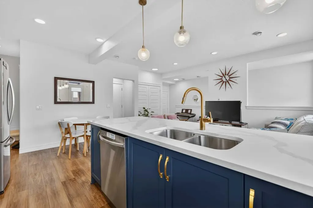 10060 46 Street NE Calgary AB T3M 3A6