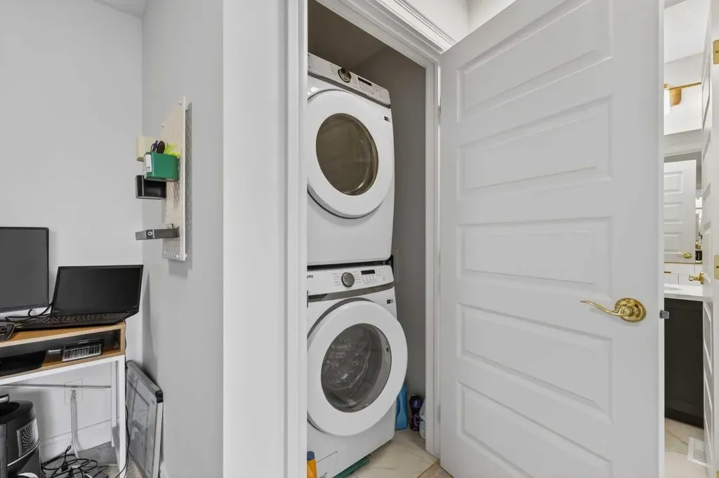 10060 46 Street NE Calgary AB T3M 3A6