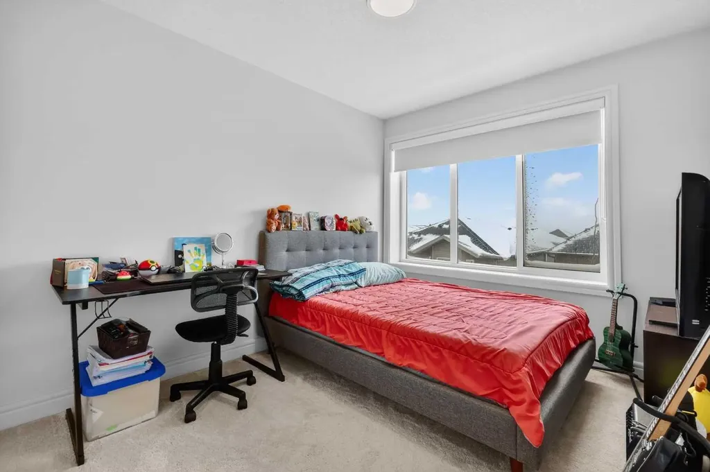 10060 46 Street NE Calgary AB T3M 3A6