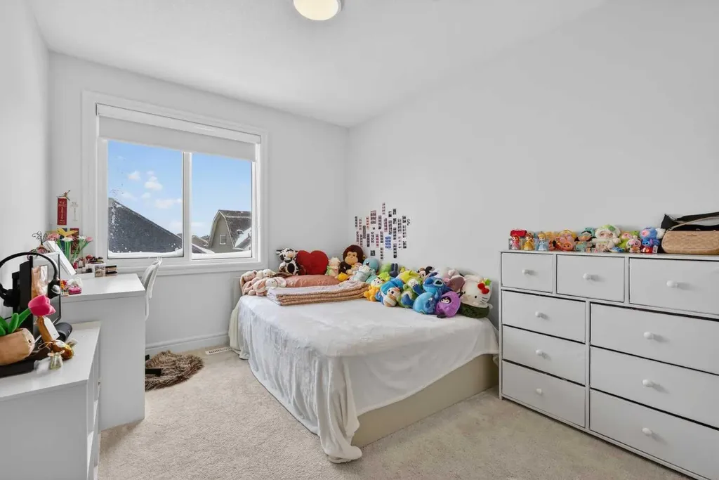 10060 46 Street NE Calgary AB T3M 3A6