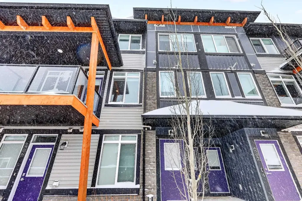 10060 46 Street NE Calgary AB T3M 3A6