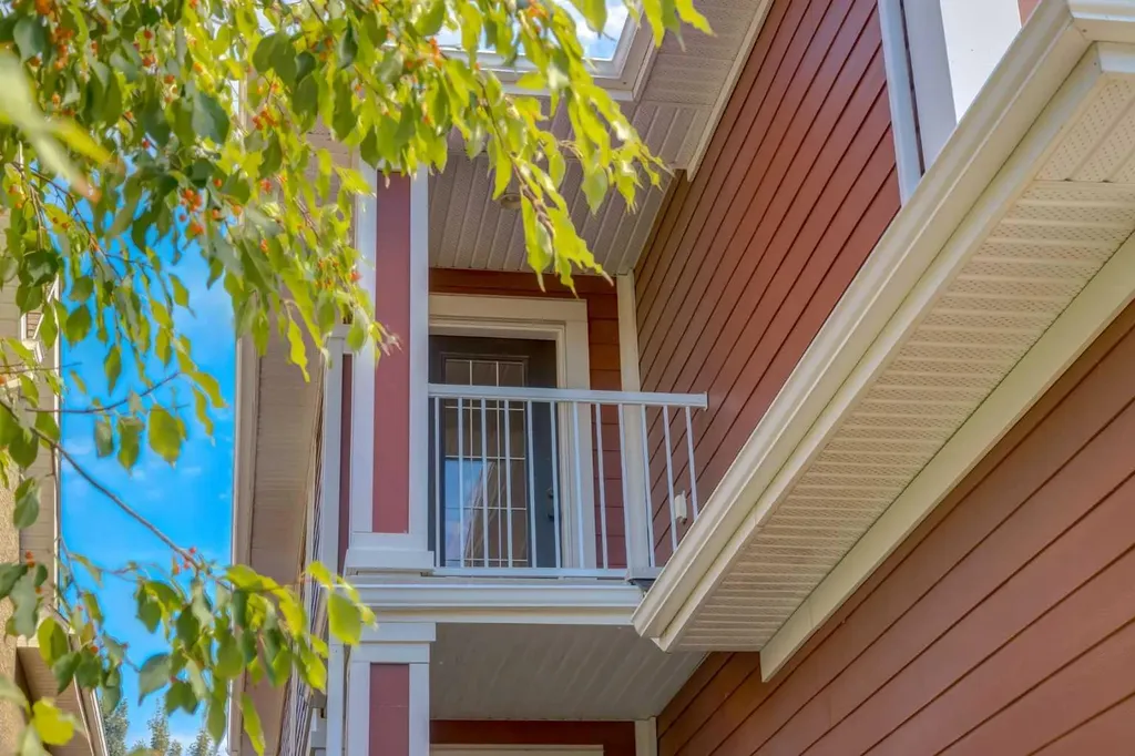 12 Mahogany Heath SE Calgary AB T3M0R5