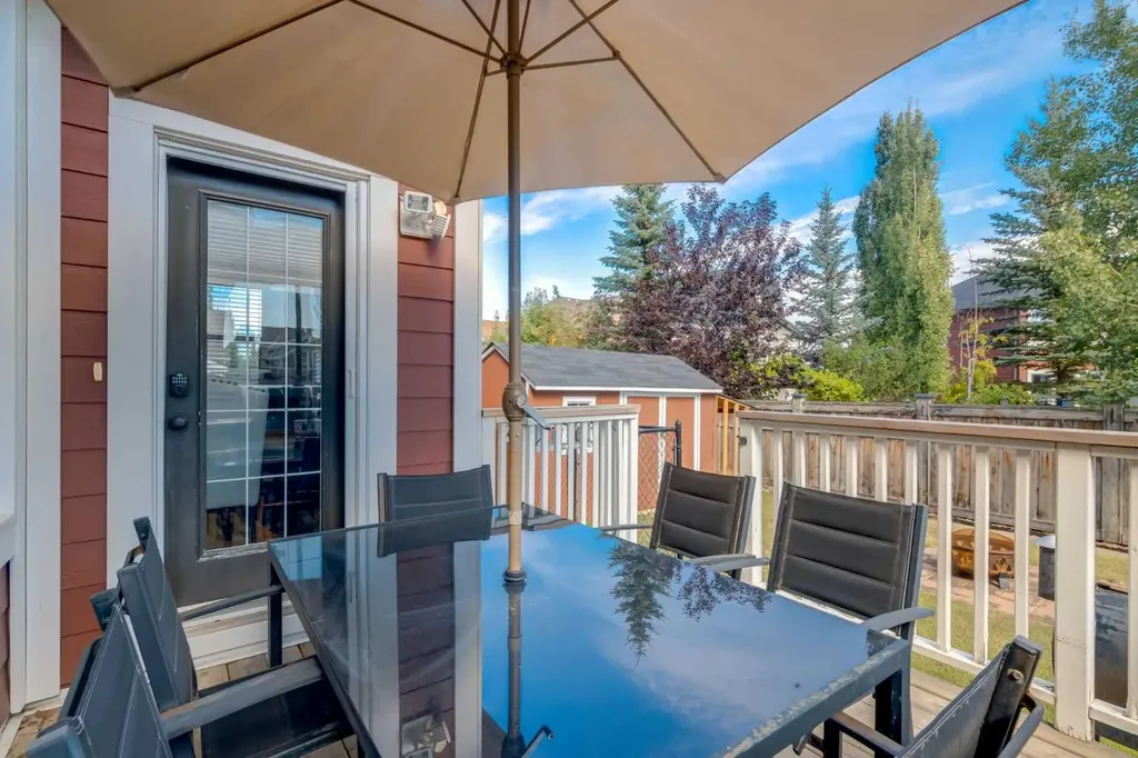 12 Mahogany Heath SE Calgary AB T3M0R5