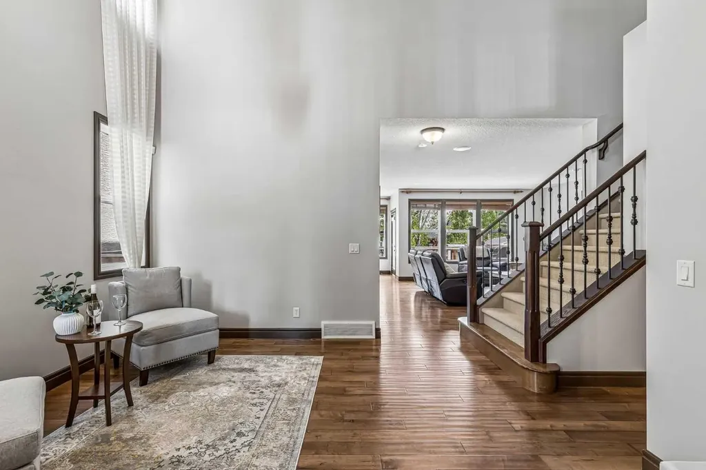 12 Mahogany Heath SE Calgary AB T3M0R5