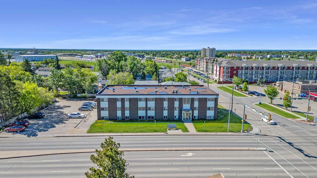 9515 100 Avenue Grande Prairie AB T8V0S8