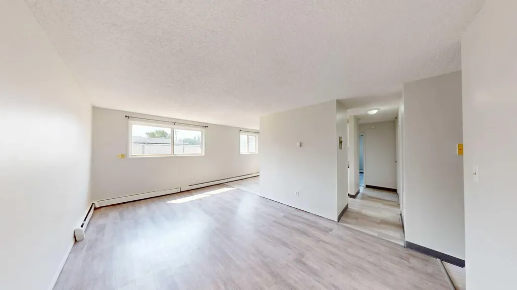 9515 100 Avenue Grande Prairie AB T8V0S8