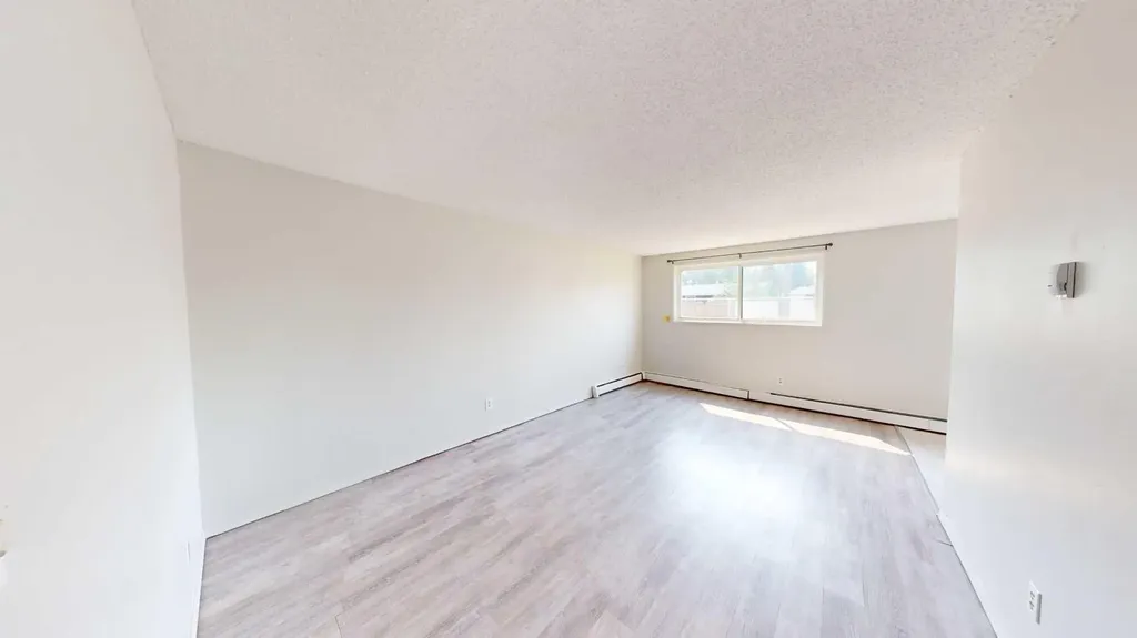9515 100 Avenue Grande Prairie AB T8V0S8