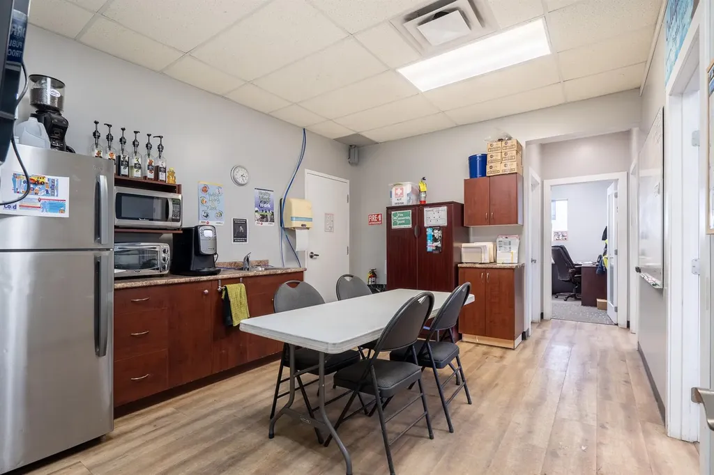 2711 50 Avenue Lloydminster SK S9V 2A8