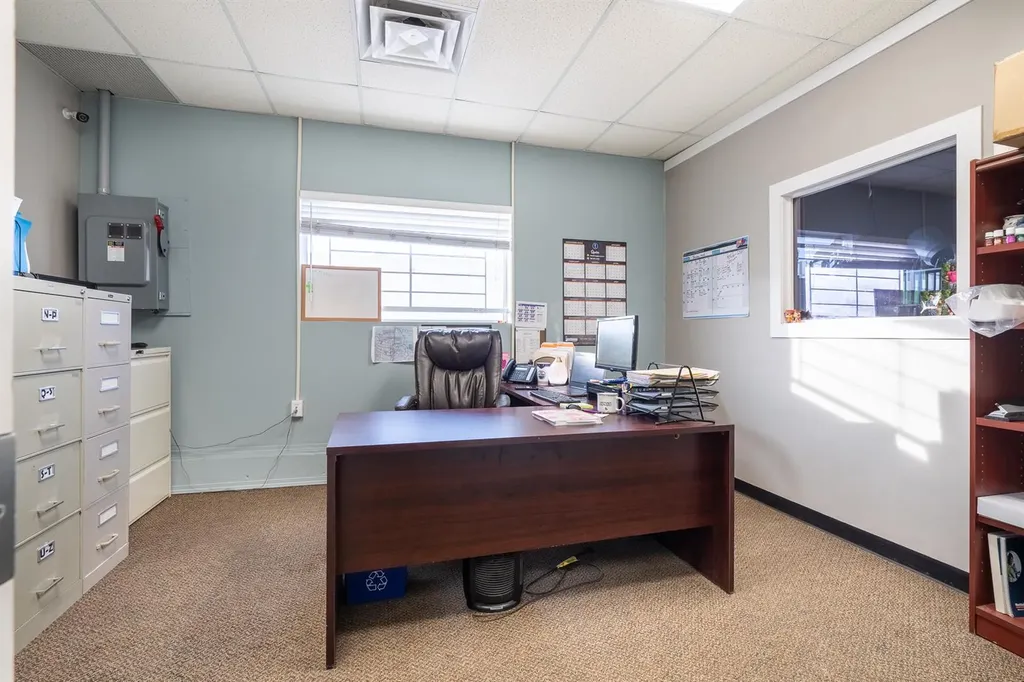 2711 50 Avenue Lloydminster SK S9V 2A8