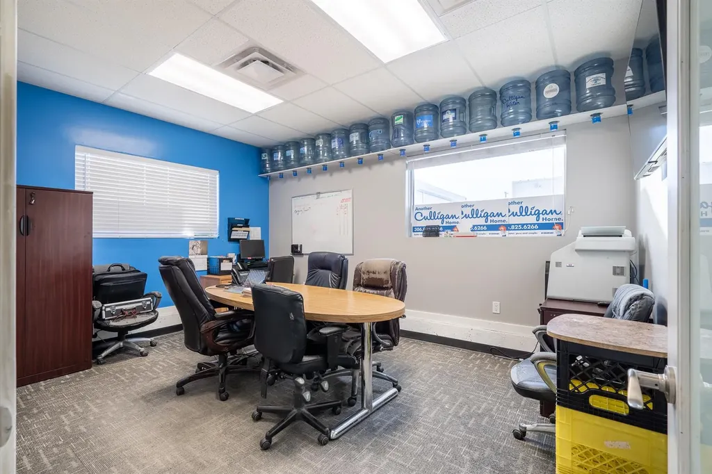 2711 50 Avenue Lloydminster SK S9V 2A8