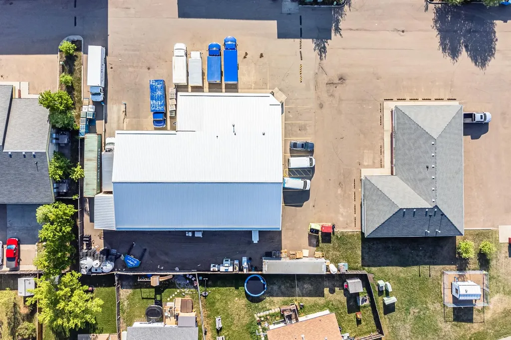 2711 50 Avenue Lloydminster SK S9V 2A8