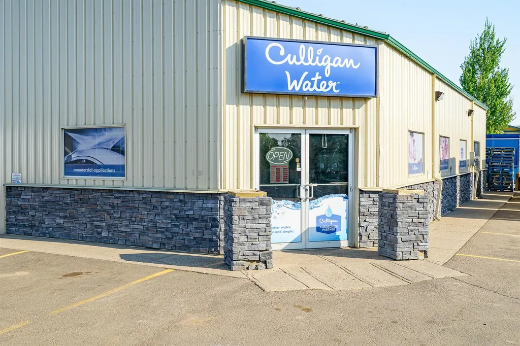 2711 50 Avenue Lloydminster SK S9V 2A8