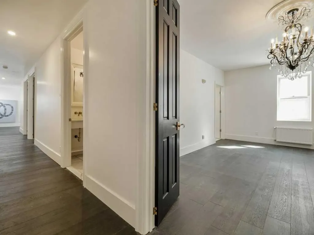325 5 Street S Lethbridge AB T1J2B4