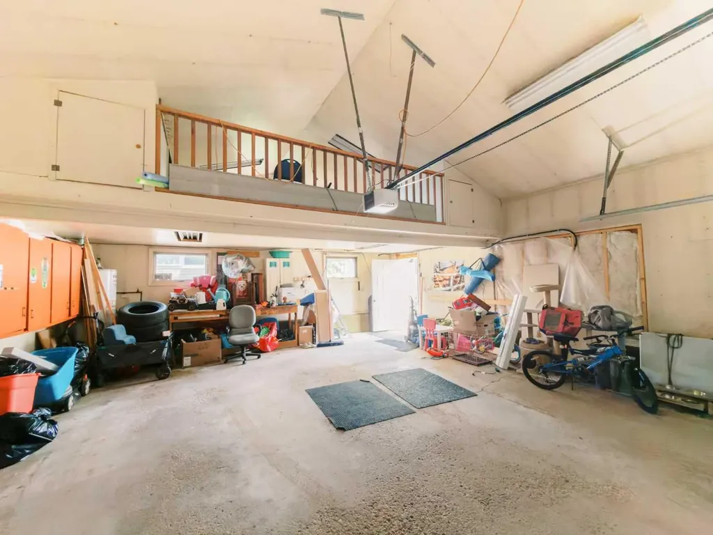 4606 57a Street Stettler AB T4K 1J8
