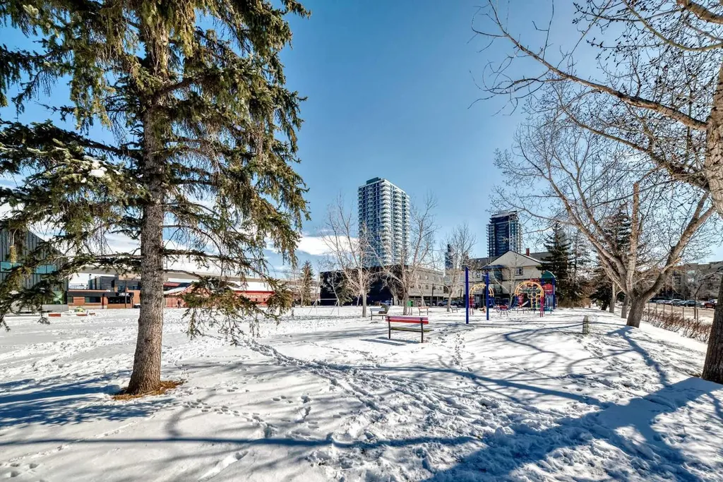 1703 11 Avenue SW Calgary AB T3C 0N5