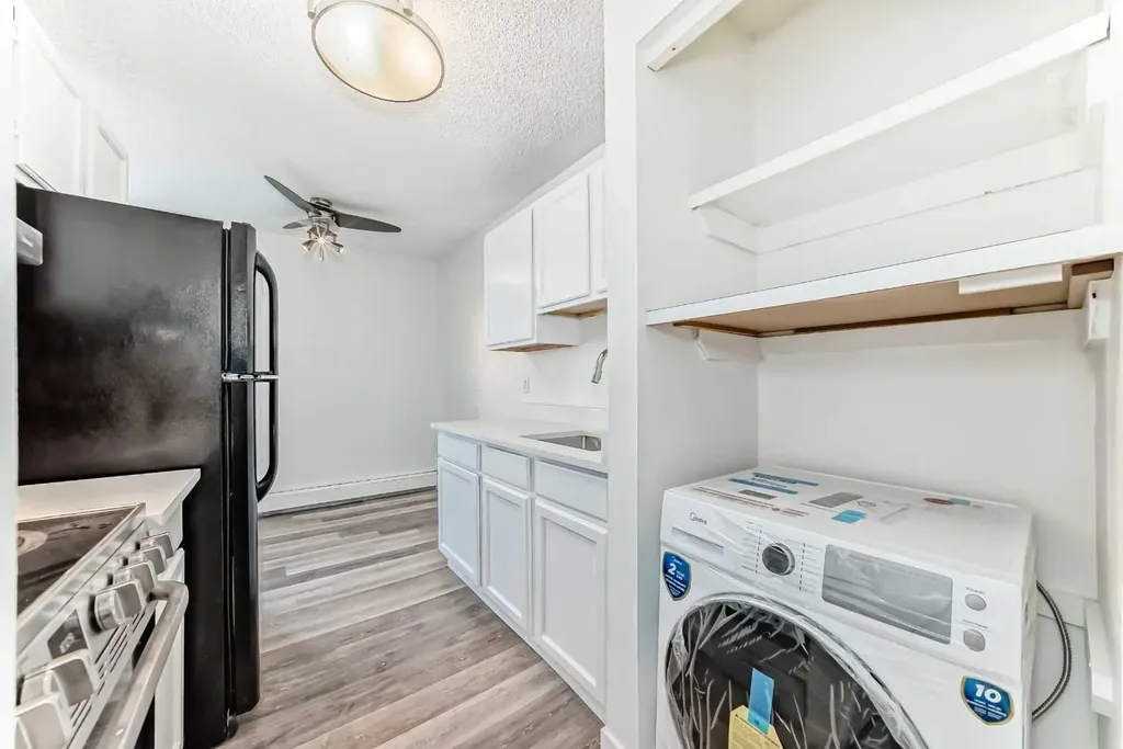 1703 11 Avenue SW Calgary AB T3C 0N5