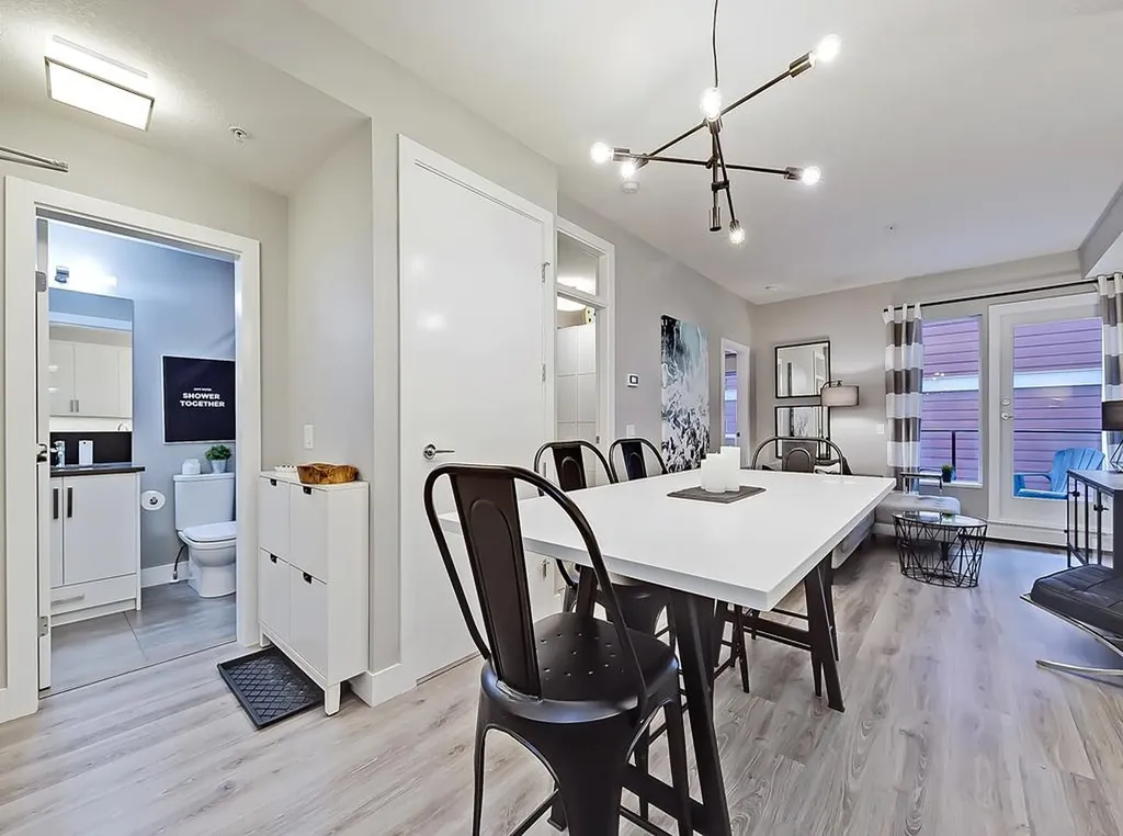 1521 26 Avenue SW Calgary AB T2T1C4