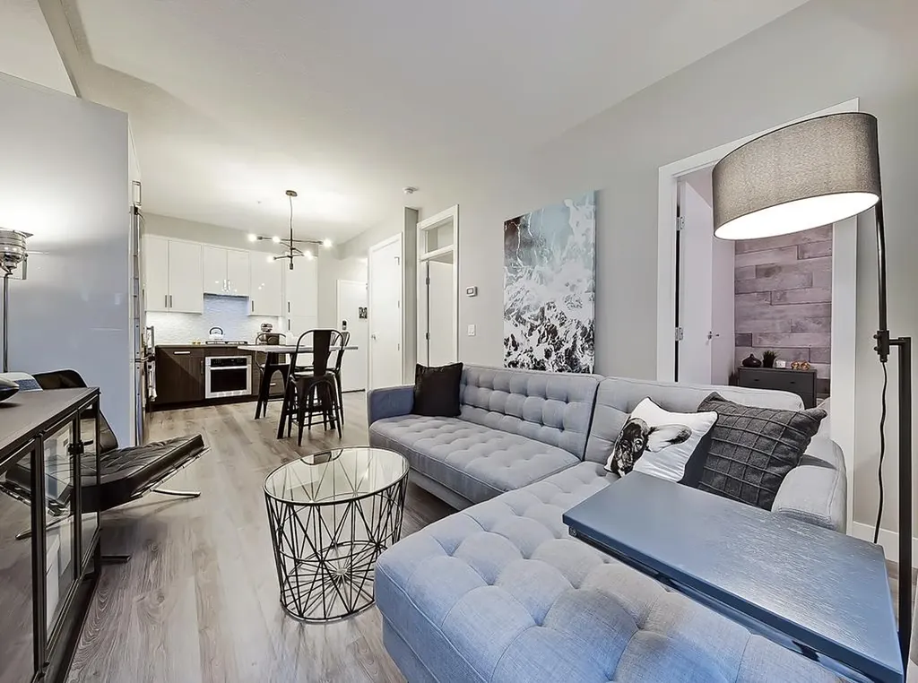 1521 26 Avenue SW Calgary AB T2T1C4