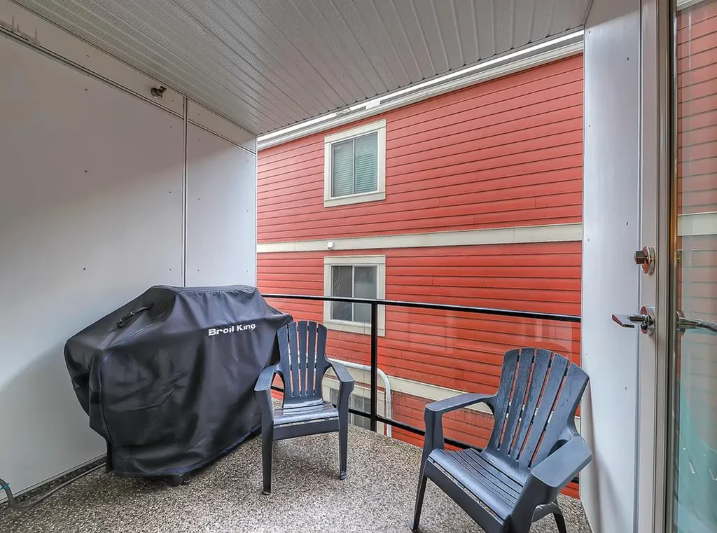 1521 26 Avenue SW Calgary AB T2T1C4