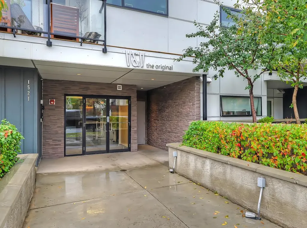 1521 26 Avenue SW Calgary AB T2T1C4