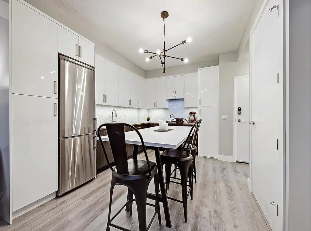 1521 26 Avenue SW Calgary AB T2T1C4
