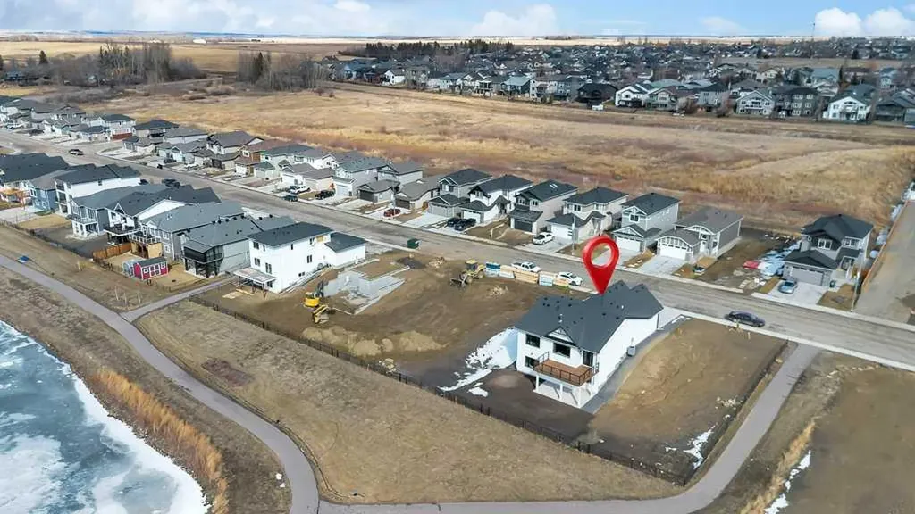 163 Lakewood Circle Strathmore AB T1P 2J4