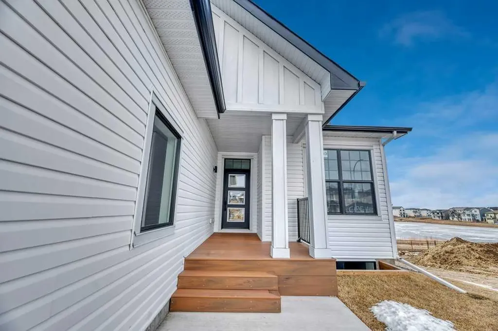 163 Lakewood Circle Strathmore AB T1P 2J4