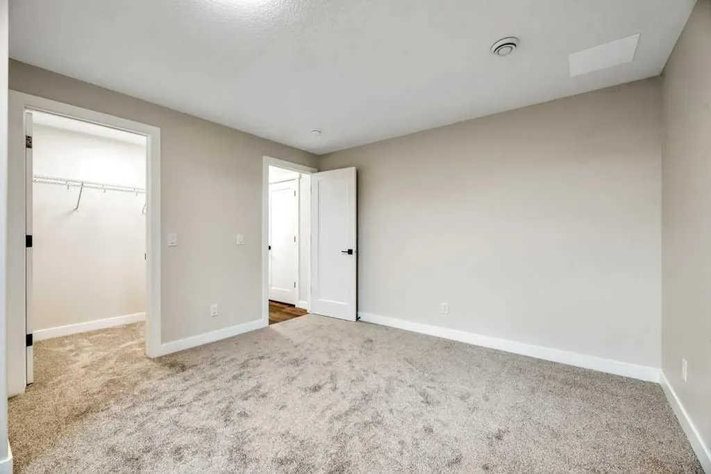 163 Lakewood Circle Strathmore AB T1P 2J4