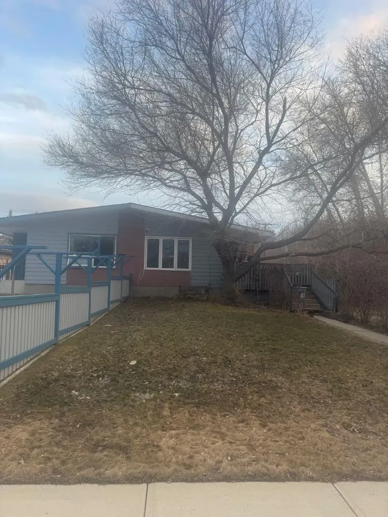6035 59 Street Red Deer AB T4N 5L1