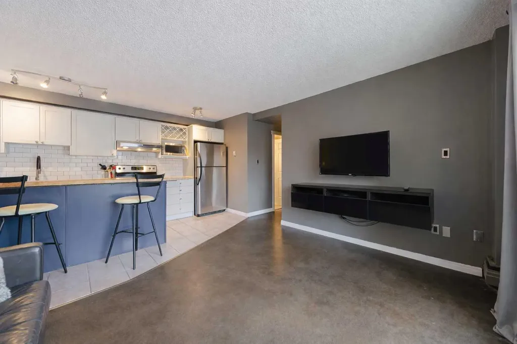 117 23 Avenue SW Calgary AB T2S 0H9
