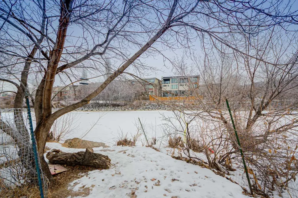 117 23 Avenue SW Calgary AB T2S 0H9