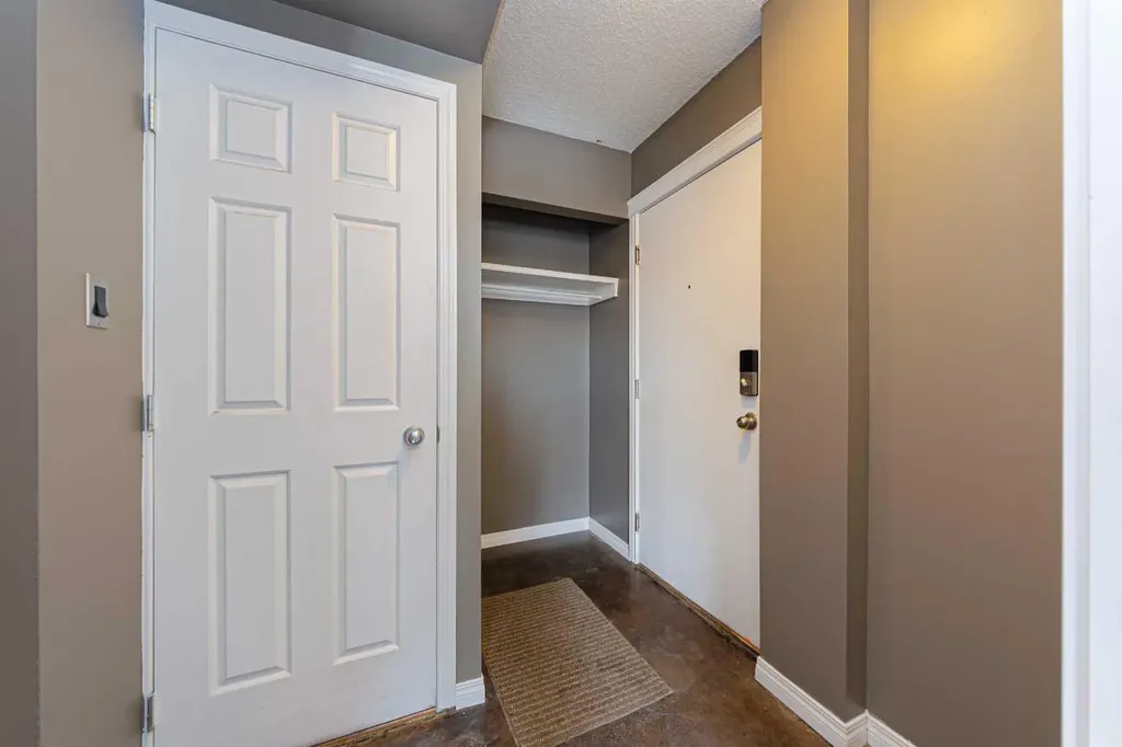 117 23 Avenue SW Calgary AB T2S 0H9