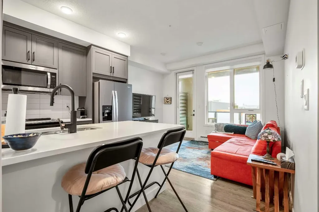 3932 University Avenue NW Calgary AB T3B 6P6