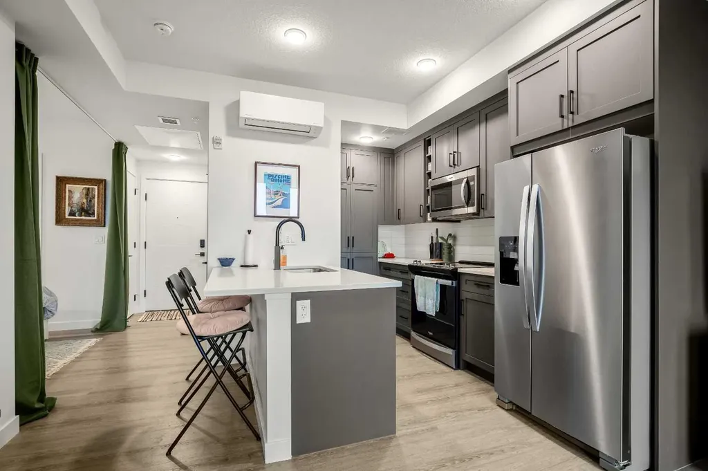 3932 University Avenue NW Calgary AB T3B 6P6