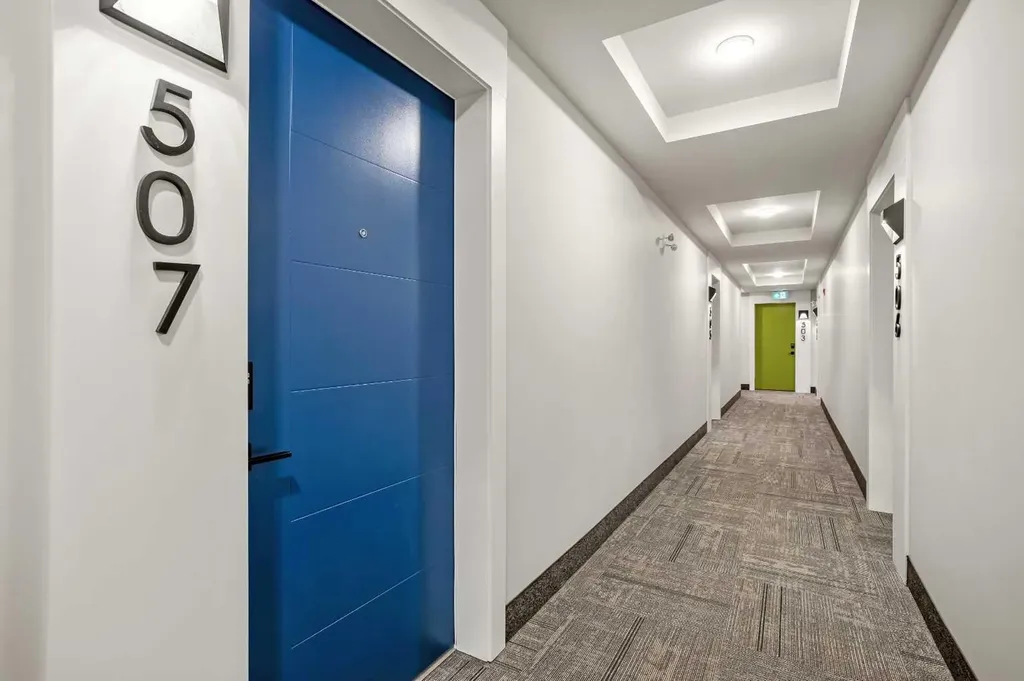 3932 University Avenue NW Calgary AB T3B 6P6
