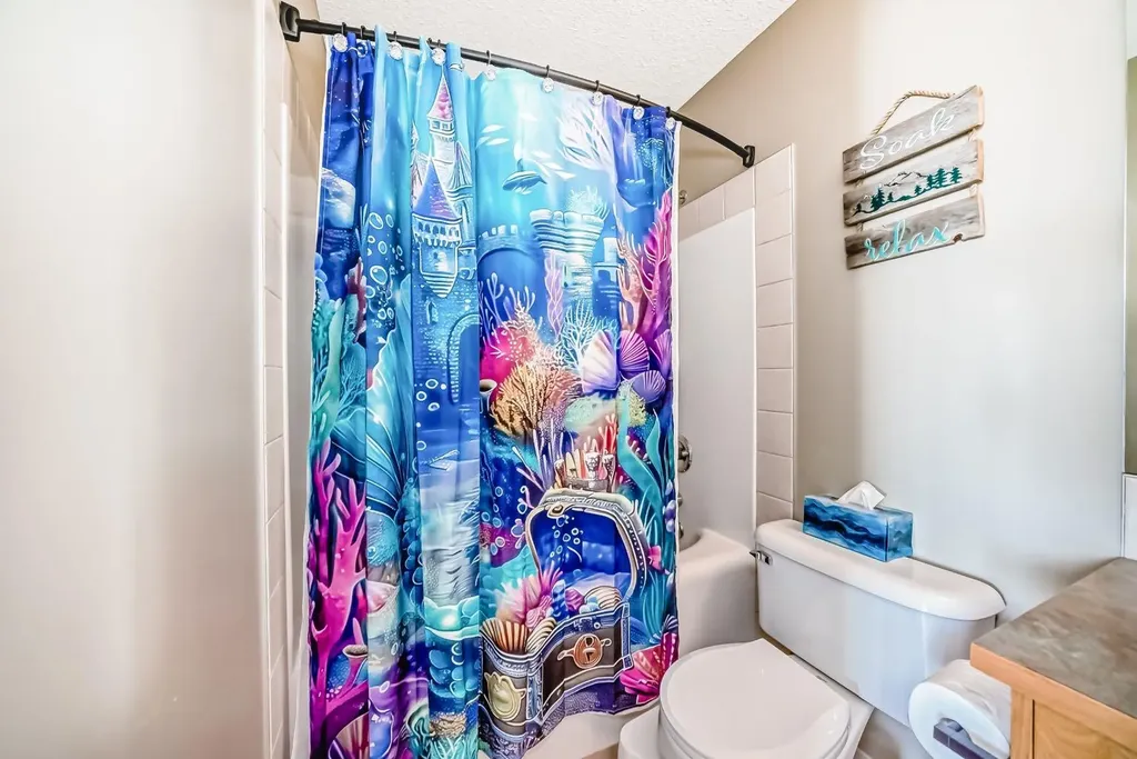 220 Hillcrest Court Strathmore AB T1P 0A4