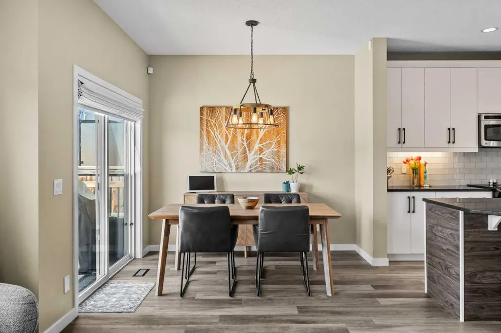 166 Sage Bank Grove NW Calgary AB T3R 0K1