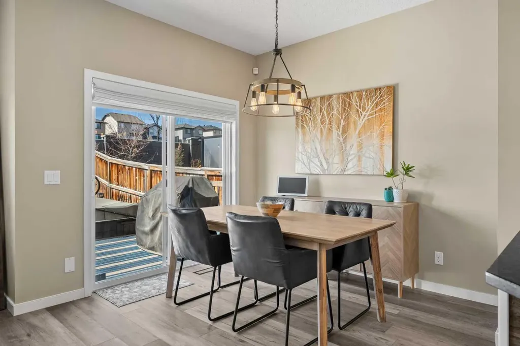 166 Sage Bank Grove NW Calgary AB T3R 0K1