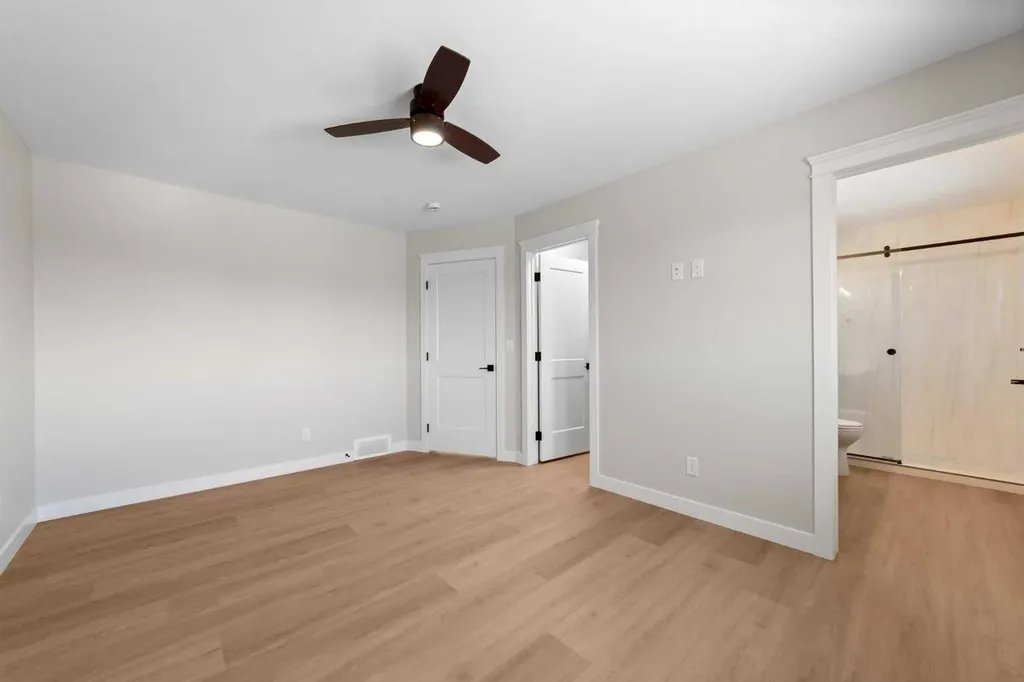 6336 26 Avenue Camrose AB T4V 5J6